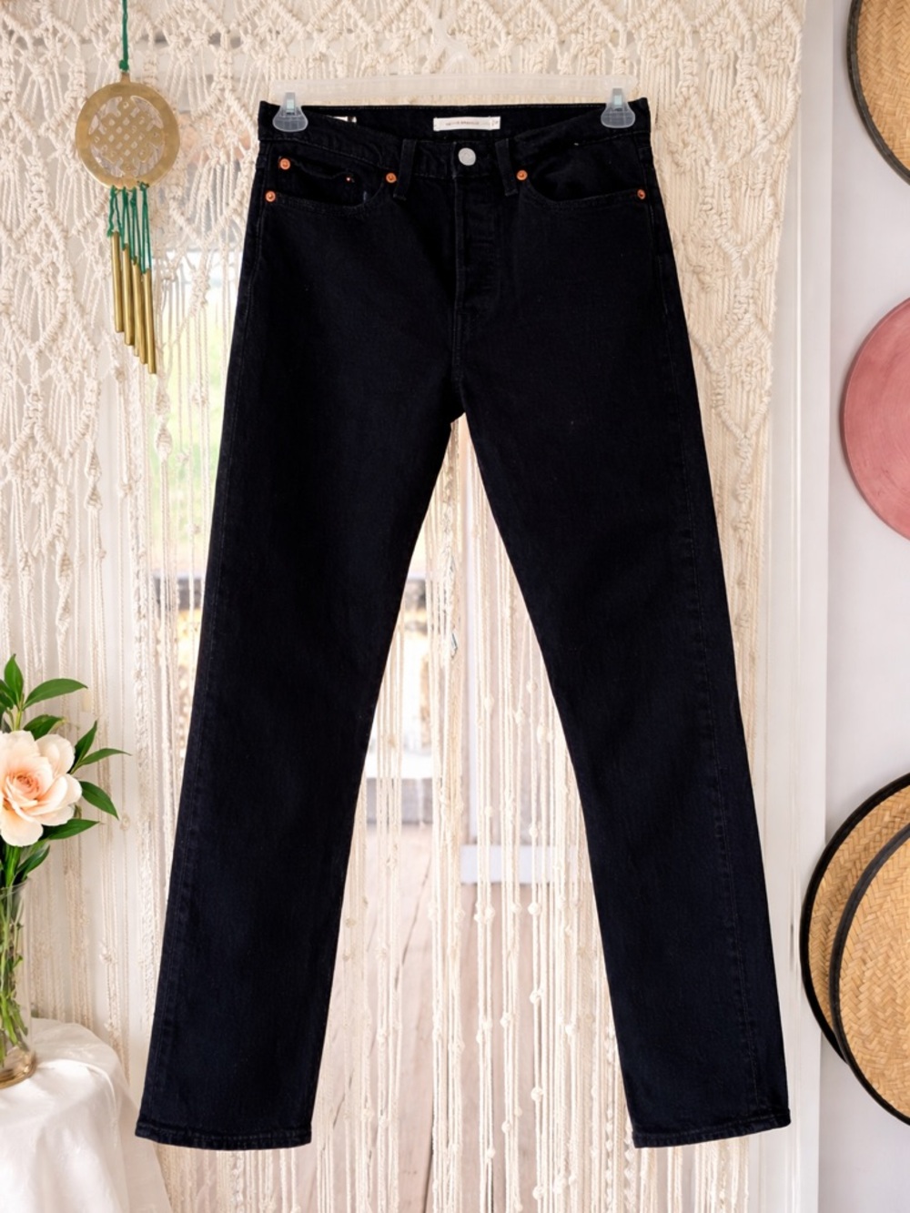 Levi’s Premium Wedgie Straight Jeans Black Size 27